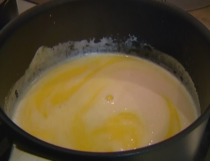 Пирожные &amp;quot;Шу&amp;quot; с миндальными хлопьями