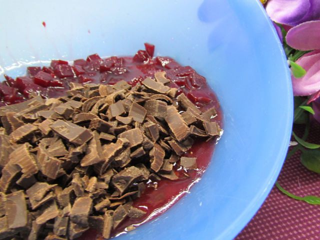 Шоколадный пирог со свеклой