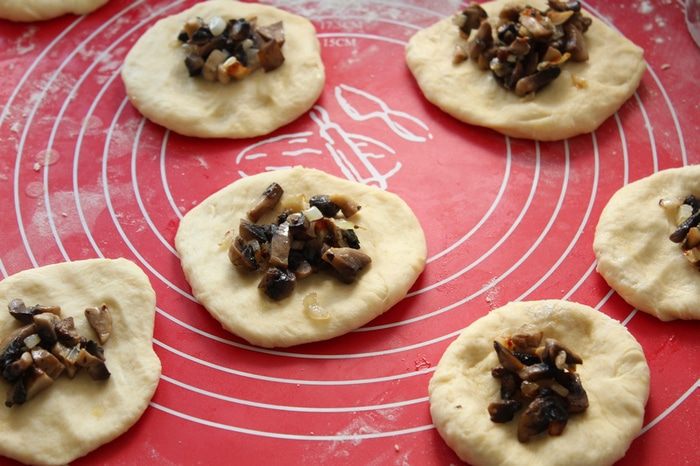 Булочки с начинкой на &amp;quot;подушке&amp;quot;