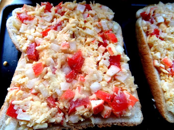 Бутерброды с крабовой начинкой