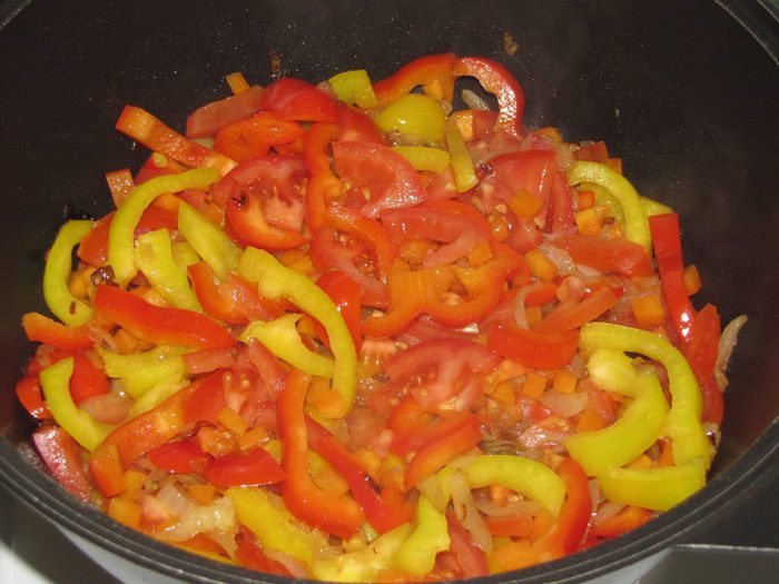 Рагу из куриных сердечек в мексиканском стиле