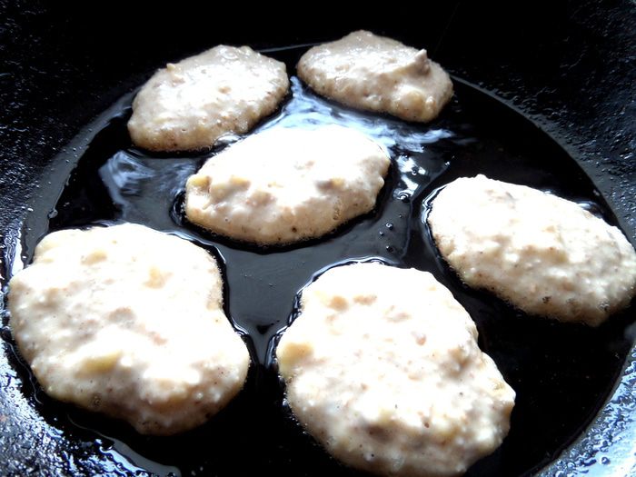 Оладушки с финиками и бананами (постные)