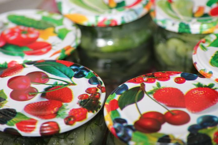 Консервируем огурцы