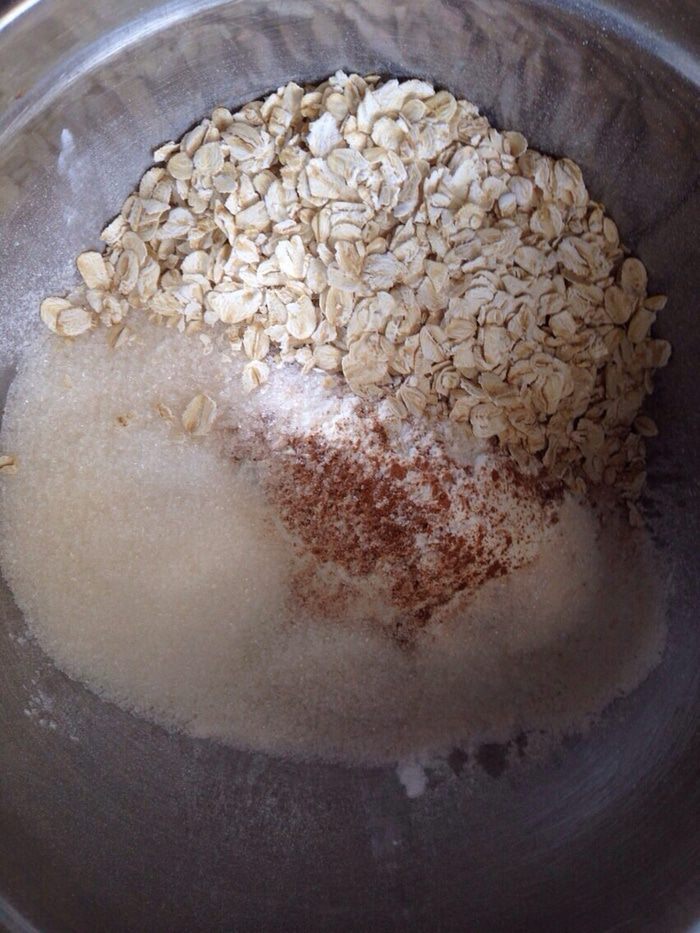 Яблочно-овсяный пирог