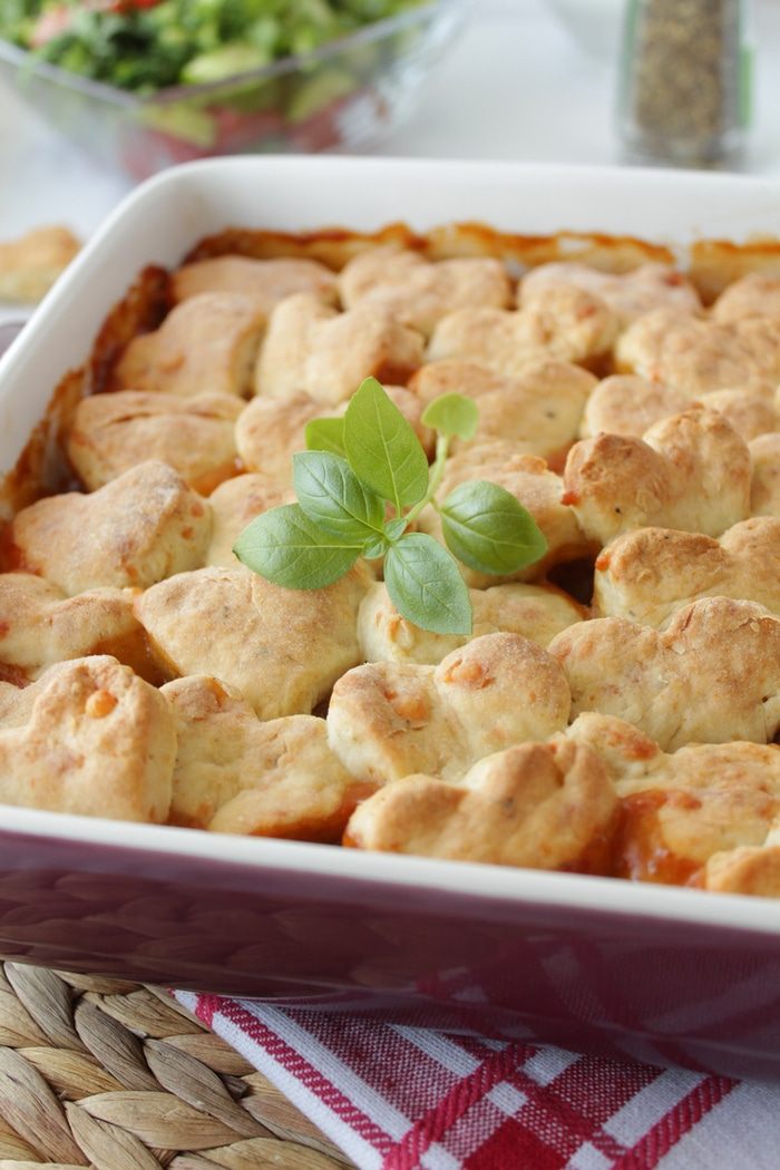 Мясо с грибами и сырными сконами