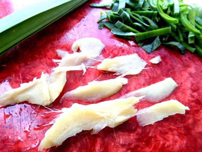 Рисовая вермишель с овощами и курицей