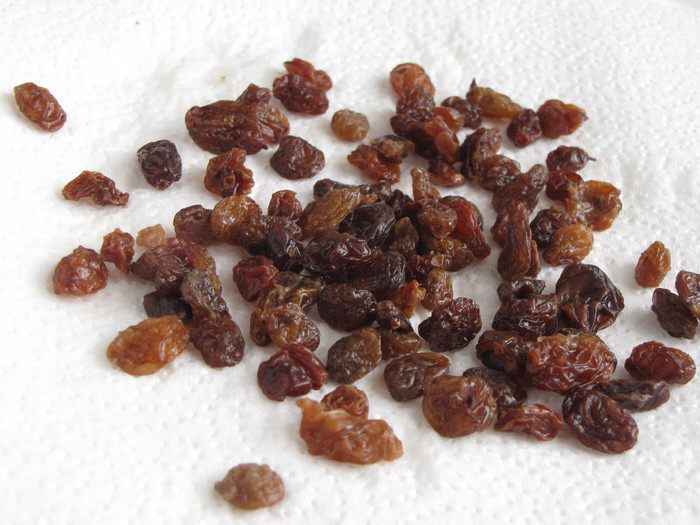 Салат из краснокочанной купусты с тыквенными семечками