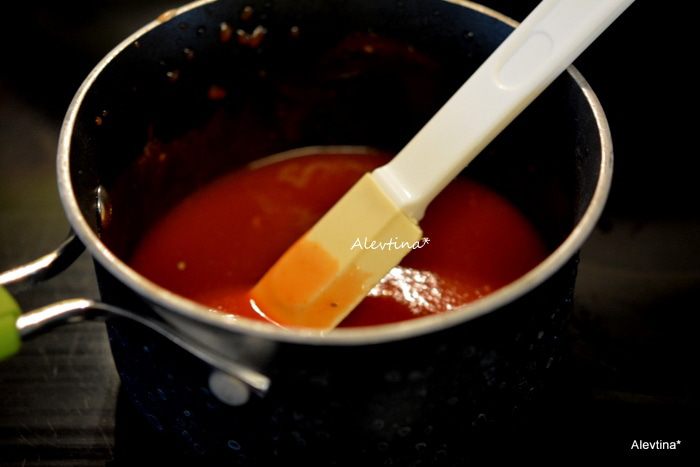 Говядина под сырным соусом