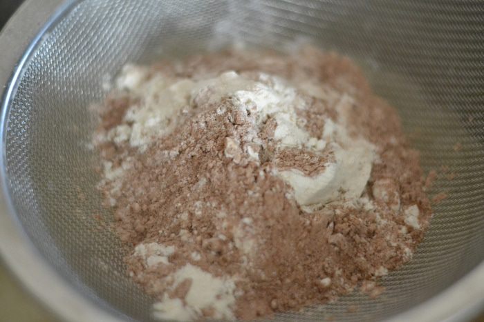 Шоколадный тирамису с вишневым ликером