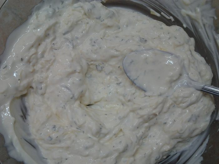 Куриные бедрышки под майонезно-сырной корочкой