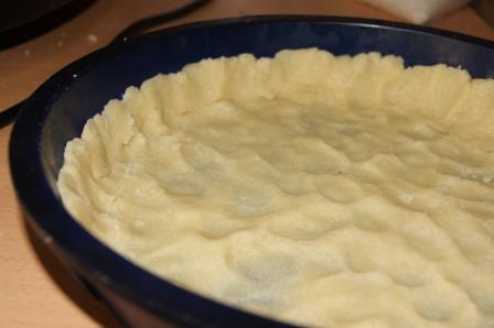 Яблочный пирог с медово-лимонной заливкой