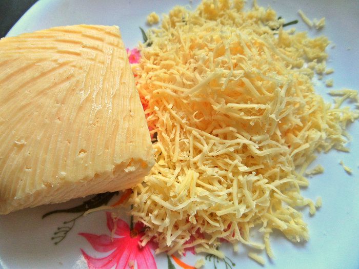 Омлетный рулет с начинкой
