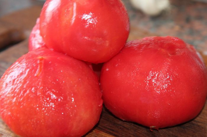 Куриные фрикадельки в томатном соусе