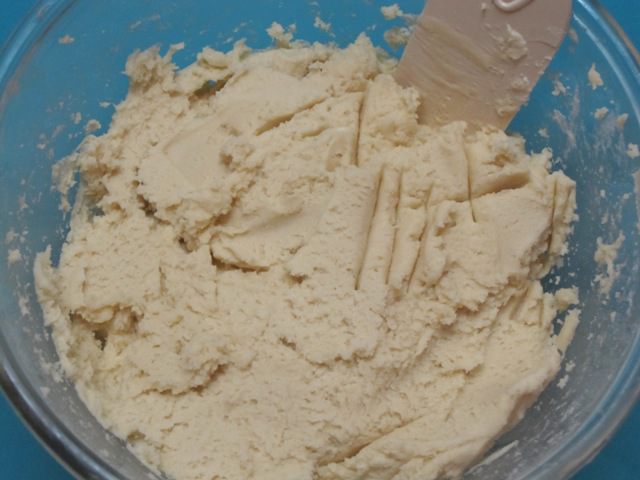 Торт сметанный