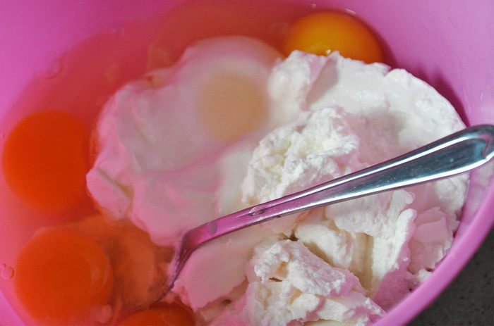 Заливной пирог с рикоттой и сайрой