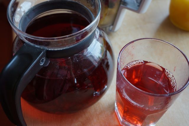 Ананасово-ягодный смузи