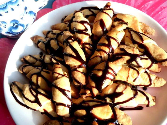 Рогалики с арахисовой пастой