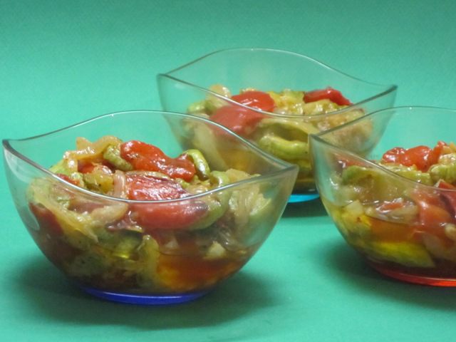 Салат из обжаренных овощей