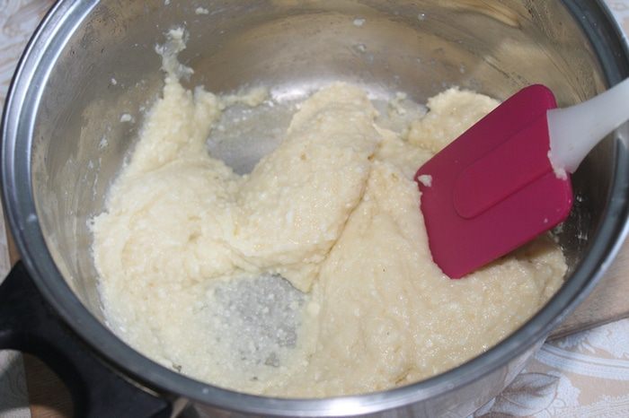 Домашний сыр с базиликом