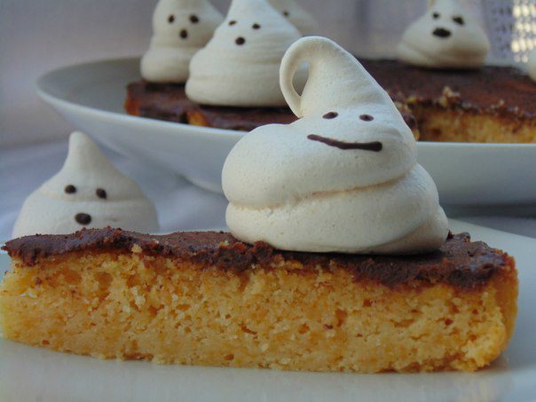 Тыквенный пирог с шоколадной глазурью &amp;quot;Маленькое ручное привидение&amp;quot;