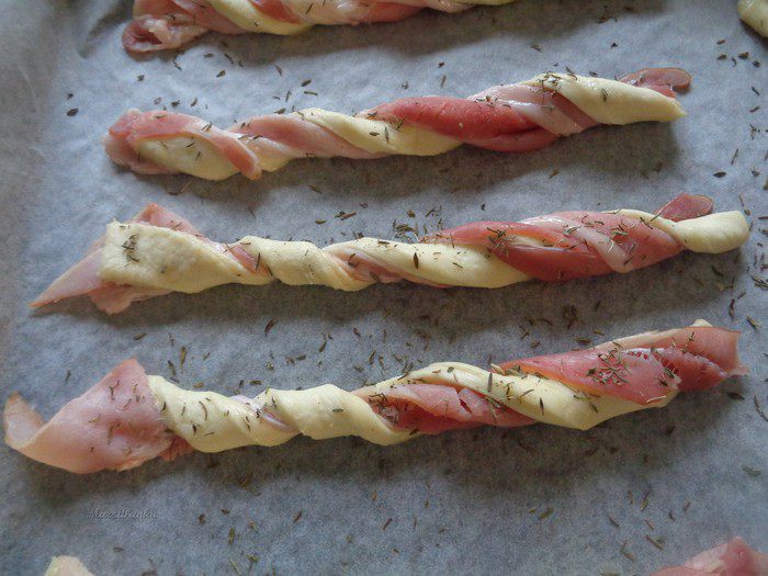 Тыквенно-томатный суп-пюре с беконовыми жгутиками