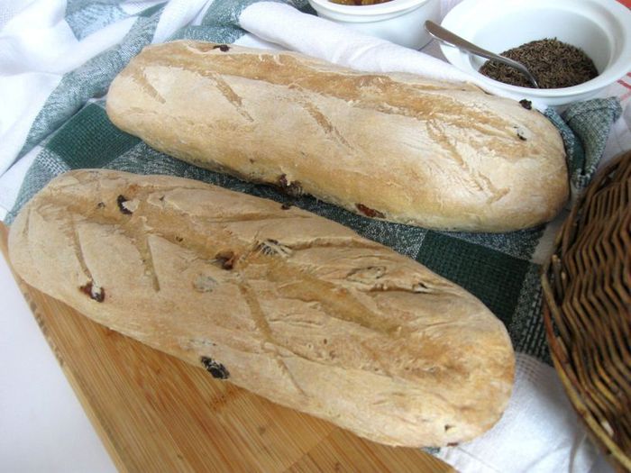 Хлеб с тмином и изюмом от Ришара Бертине