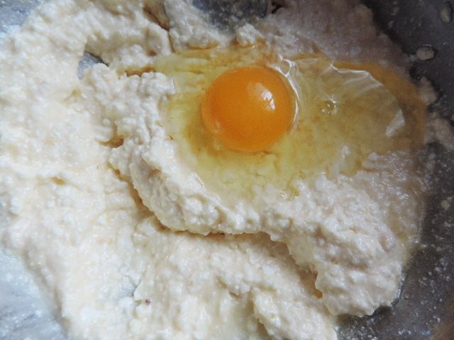 Творожный пирог с брокколи и сырной начинкой