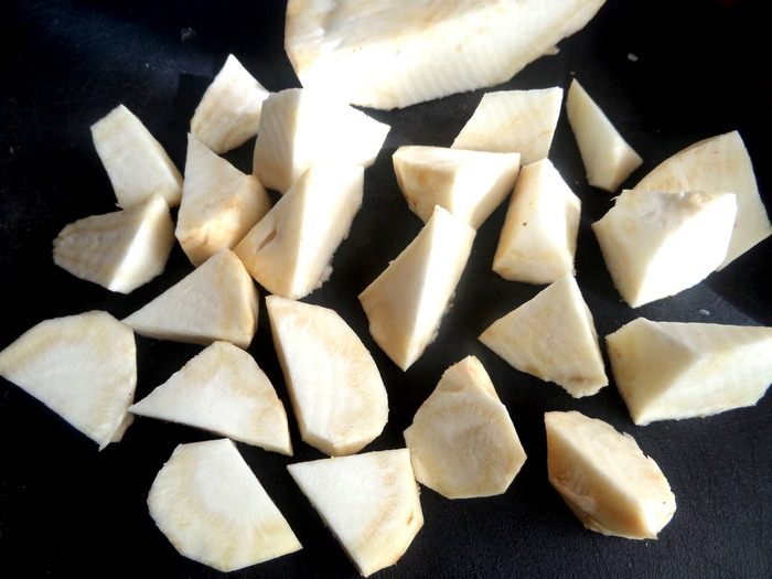 Картофельная запеканка с сельдереем и фаршем