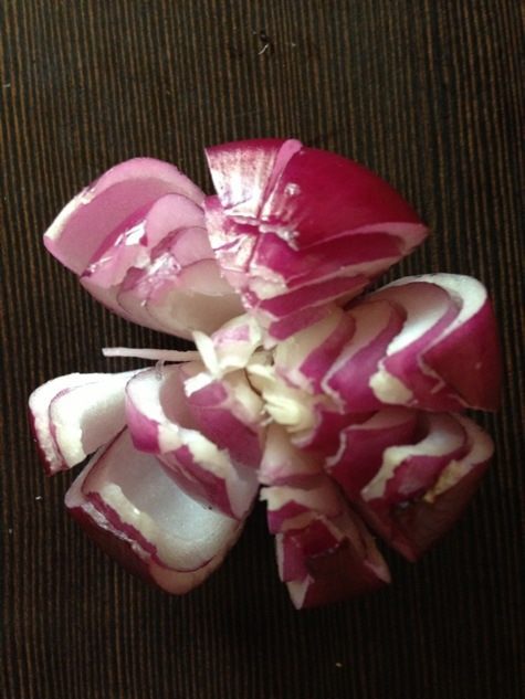 Закуска &amp;quot;Пряные цветы из лука с сырным соусом&amp;quot; 