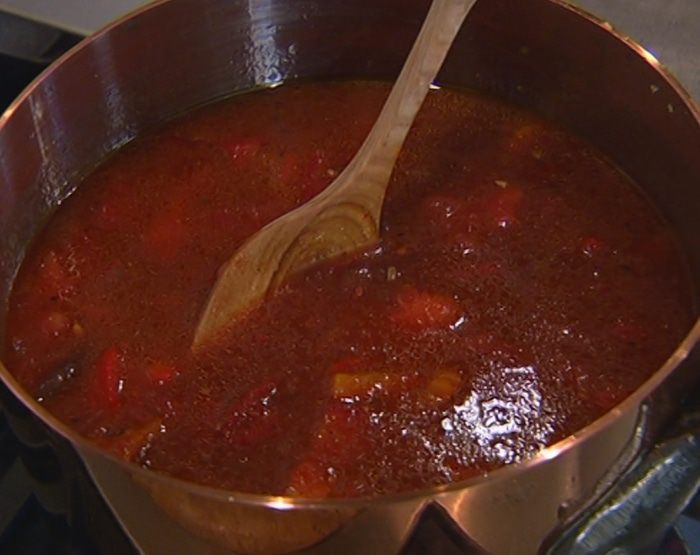 Острый фасолевый суп по-мексикански