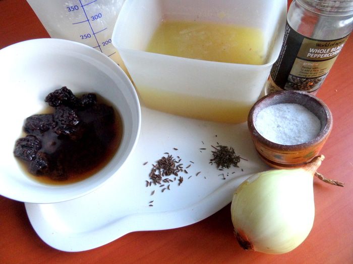 Сливочный соус с черносливом