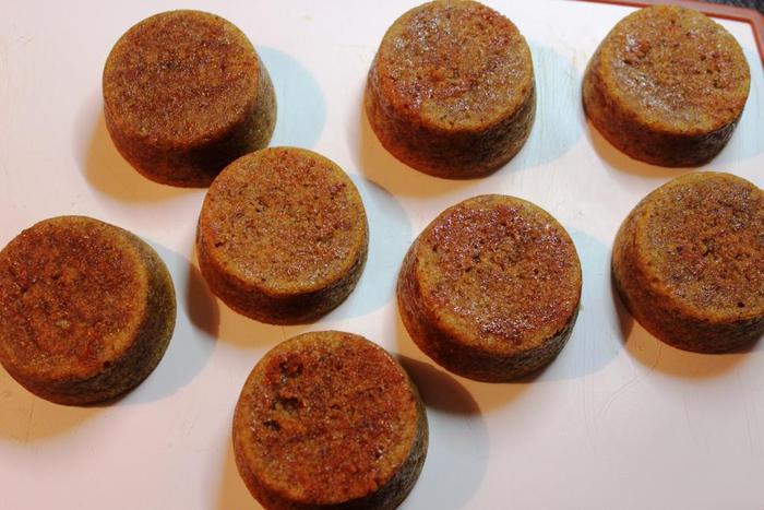 Тыквенные пирожные под апельсиново-сметанной глазурью