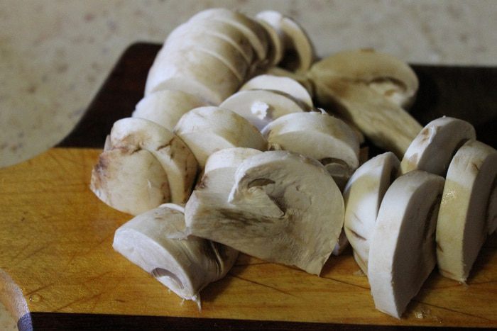 Рулетики из свинины с овощами