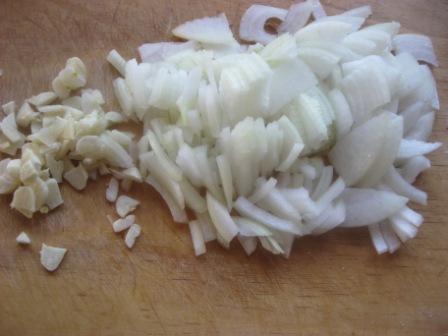 Суп из красной фасоли и томатов