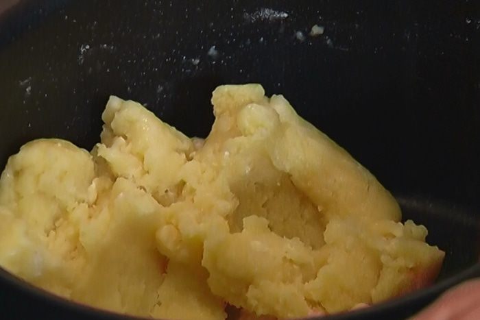 Пирожные &amp;quot;Шу&amp;quot; с миндальными хлопьями