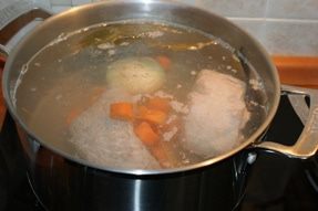 Суп из шпината со вкусом щавеля