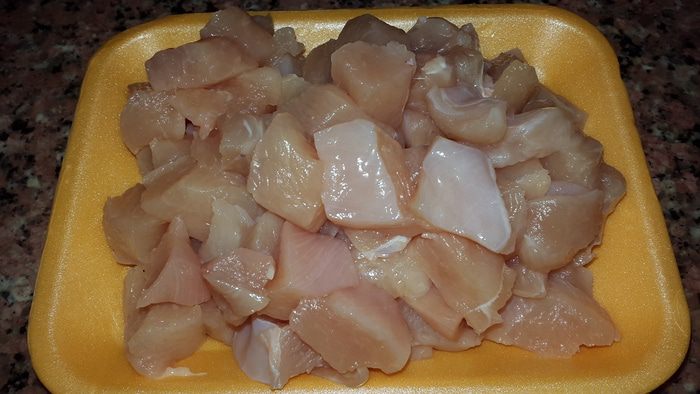 Капуста тушеная с курицей и грибами