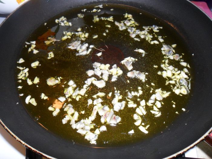 Паста с соусом Puttanesca