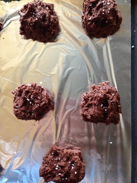 Шоколадное печенье с морской солью