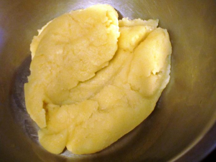 Заварные кольца с творожно-малиновым кремом