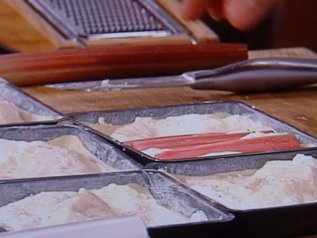 Творожные пироги с ревенем