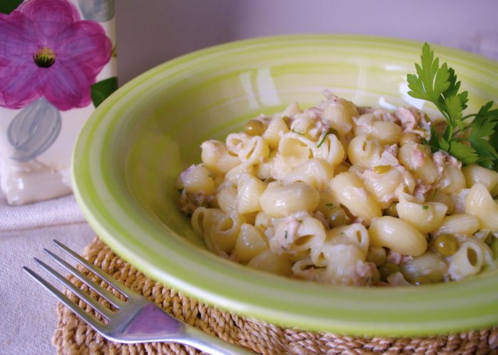 Макароны с тунцовым соусом 