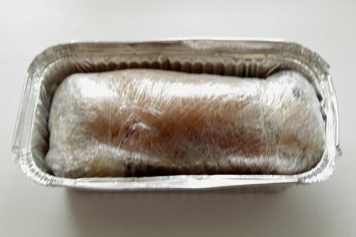 Рулет из свиной рульки с дижонской горчицей