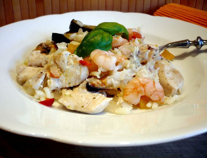 Рис с баклажанами и морепродуктами „Bella Испания“