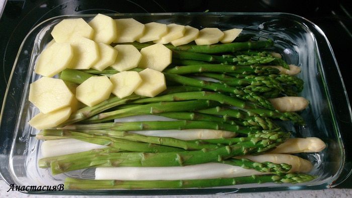 Гратен из спаржи и картофеля
