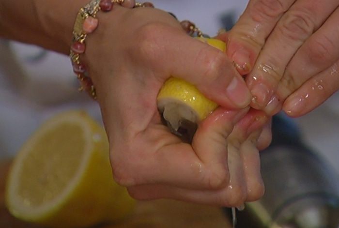 Средиземноморский салат с фасолью и артишоками 