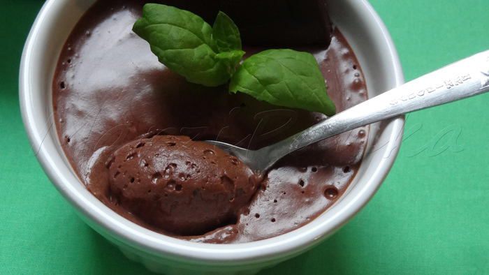 Шоколадный велюровый мусс (Voluptueuse mousse au chocolat)