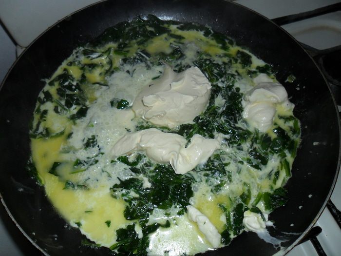 Паста со шпинатом и сыром филадельфия