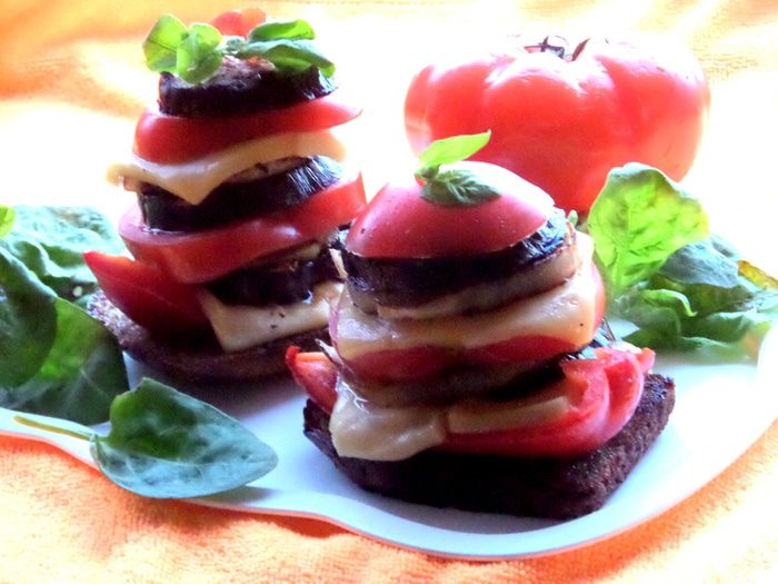 Овощные башенки с сыром