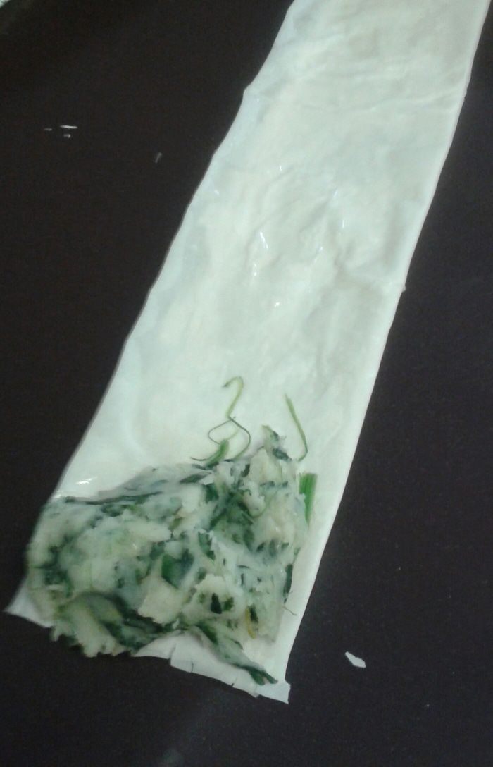 Конвертики из теста фило со шпинатом и картофелем